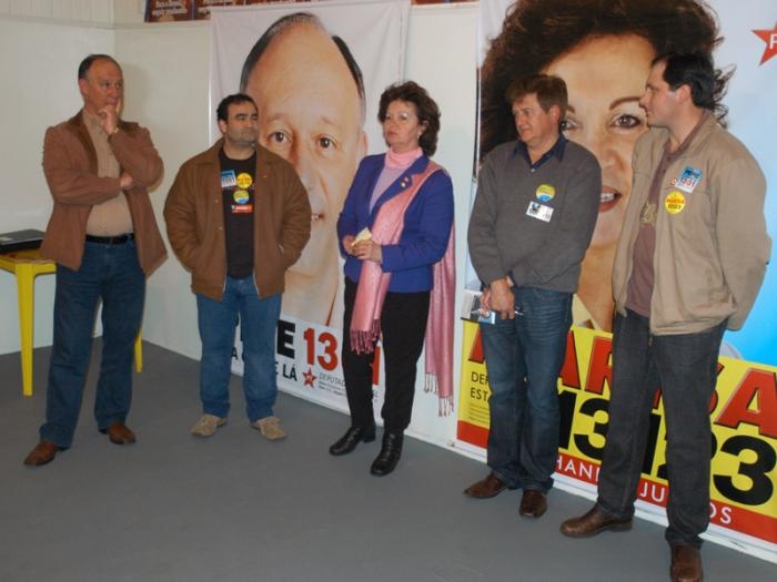 Na quinta-feira os petistas Marisa Formolo e Pepe Vargas inauguraram espaço político  - Fabiano Provin