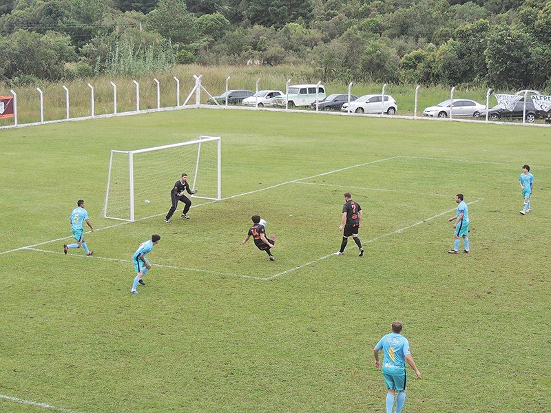 A maior goleada na estreia foi de 8 x 1 do Madruga sobre o Galo Serrano. - Madruga/Divulgação