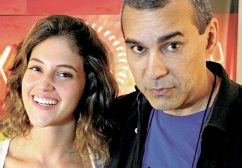 Os atores Di Carlo Araújo e Sara de Oliveira são os protagonistas da peça. - Divulgação