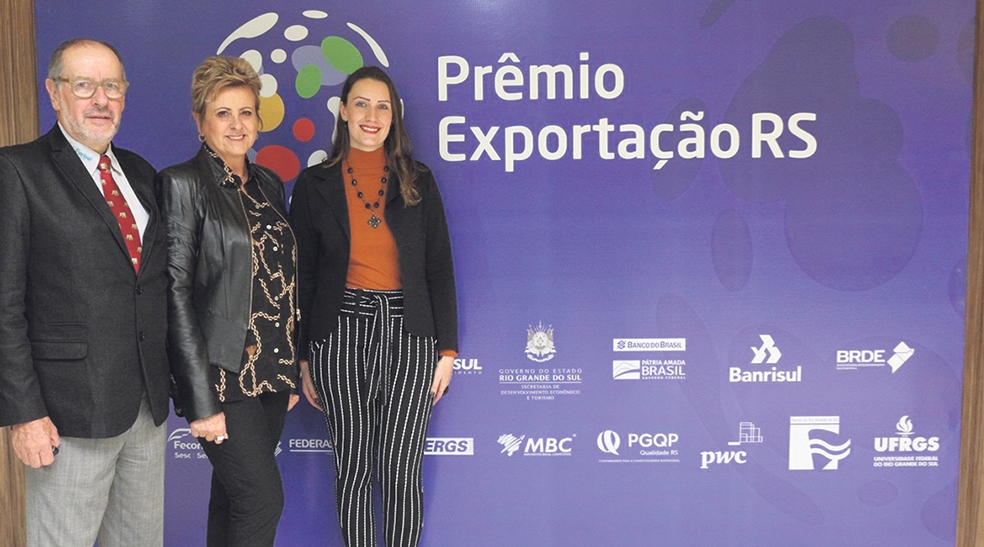O diretor geral da Forbal, Denizar Santos, juntamente com a diretora financeira, Joaneta Santos, e a coordenadora de Exportação, Morgana Piccoli Cavalli. - Divulgação