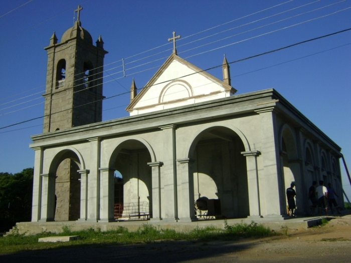 Igreja do Travessão Carvalho está com a parte externa quase concluída. - Camila Baggio
